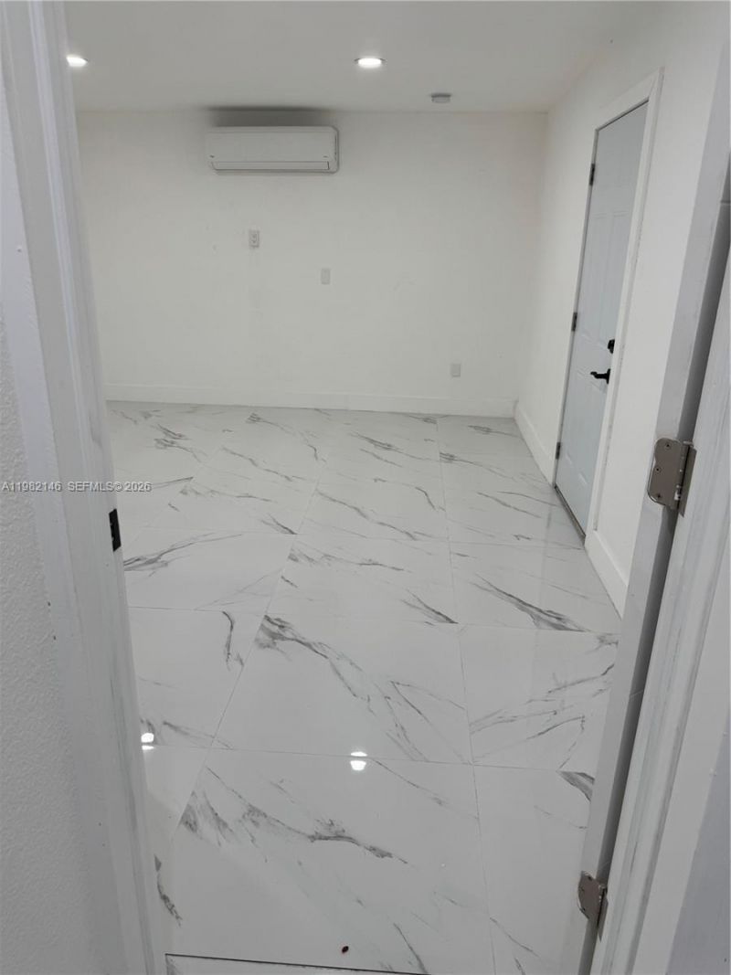 20819 NW 41st Ave Rd , Miami Gardens, FL 33055 Photo