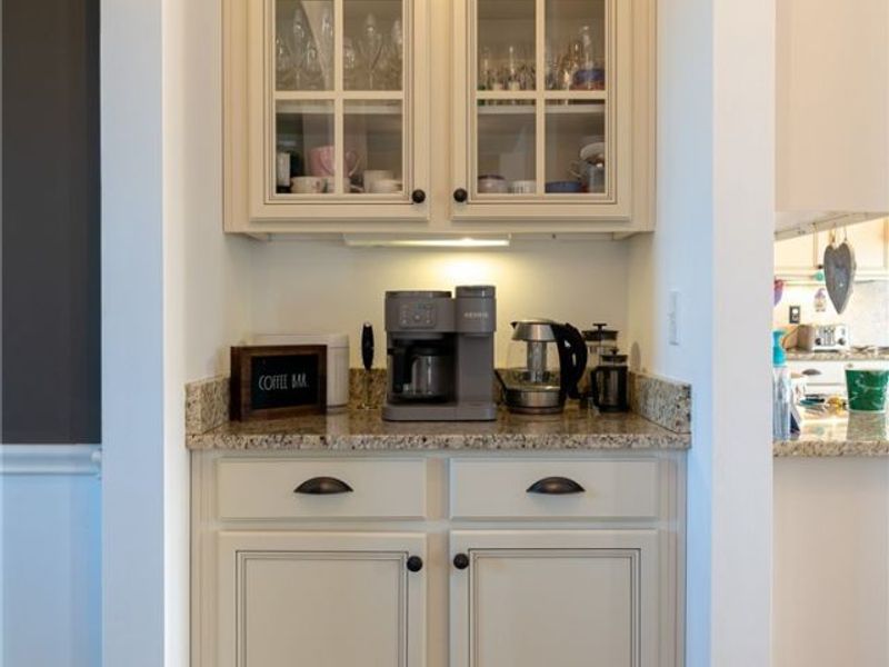 23201 Lakeridge Way, Columbia Station, OH 44028 Photo 6