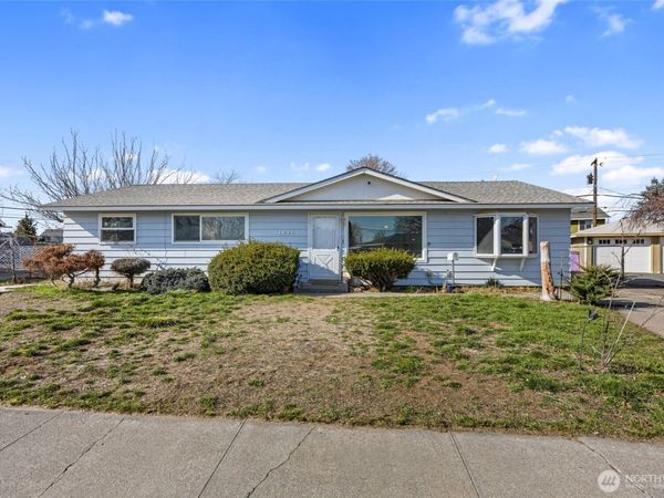 1634 S Wallace Street , Moses Lake, WA 98837