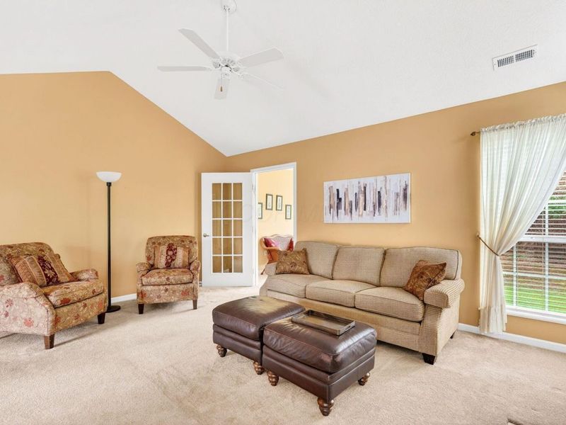 156 Orchard Oak Drive , Blacklick, OH 43004 Photo 13