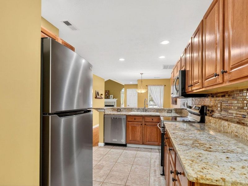 156 Orchard Oak Drive , Blacklick, OH 43004 Photo 22