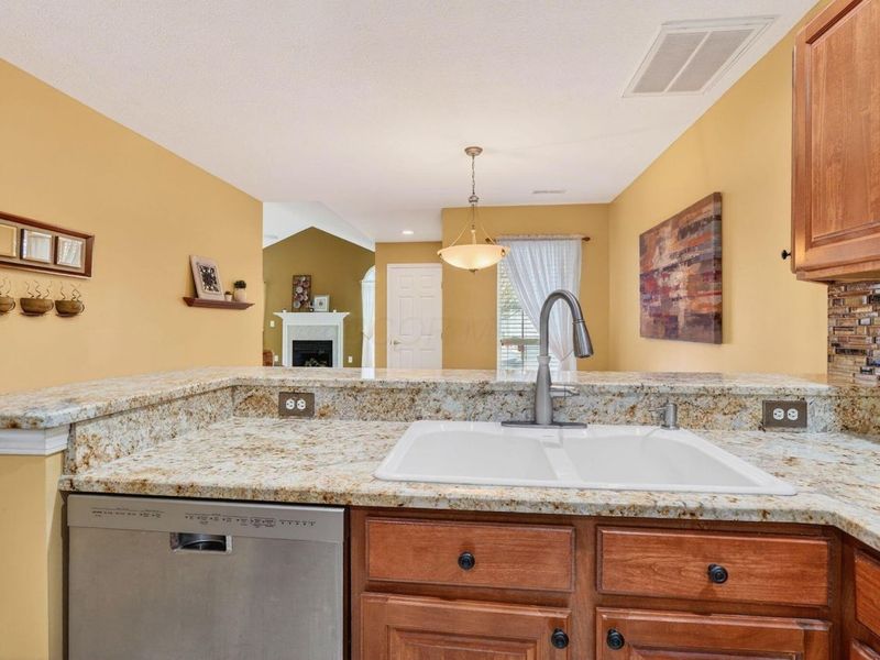 156 Orchard Oak Drive , Blacklick, OH 43004 Photo 25