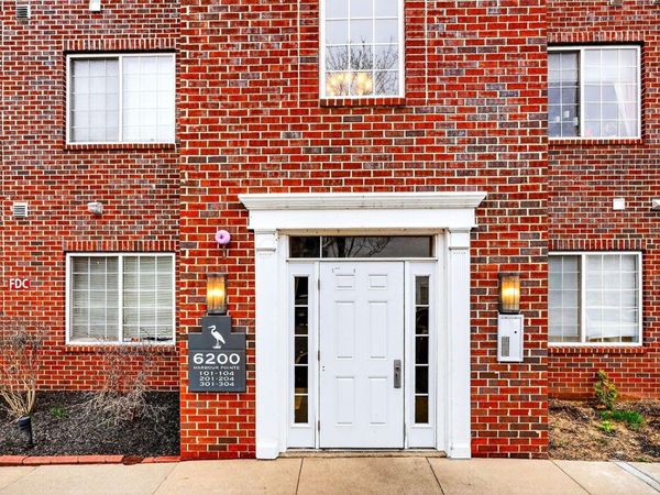 6200 Harbour Pointe , Unit 301, Columbus, OH 43231