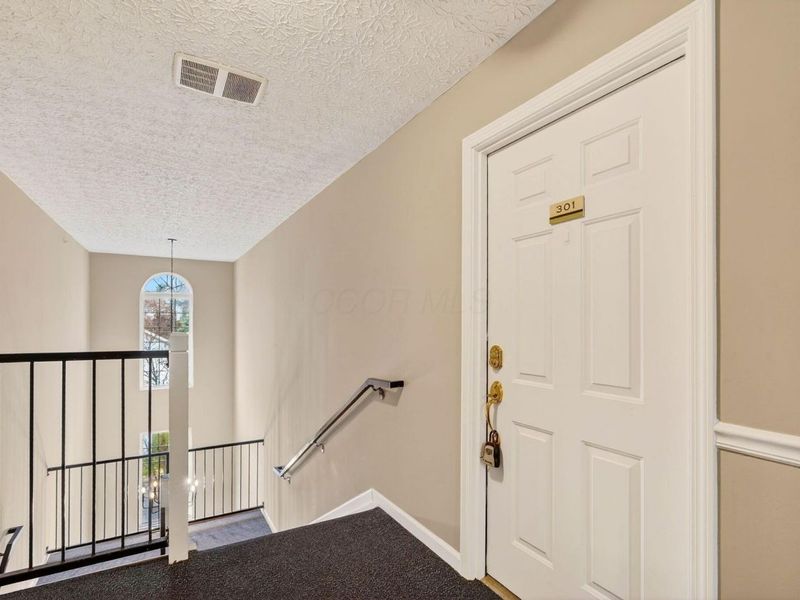 6200 Harbour Pointe , Unit 301, Columbus, OH 43231 Photo 10