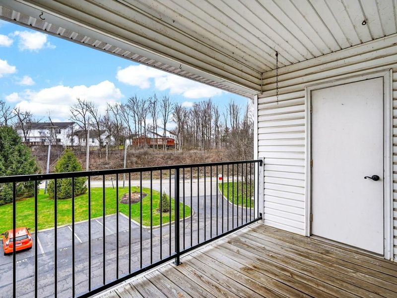 6200 Harbour Pointe, Unit 301, Columbus, OH 43231 Photo 11