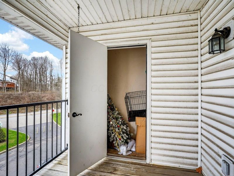 6200 Harbour Pointe, Unit 301, Columbus, OH 43231 Photo 12