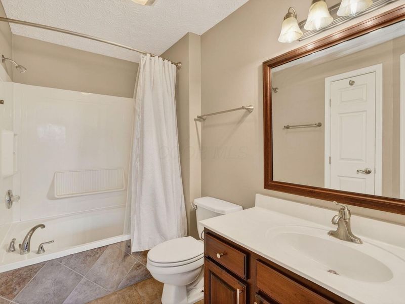 6200 Harbour Pointe, Unit 301, Columbus, OH 43231 Photo 28