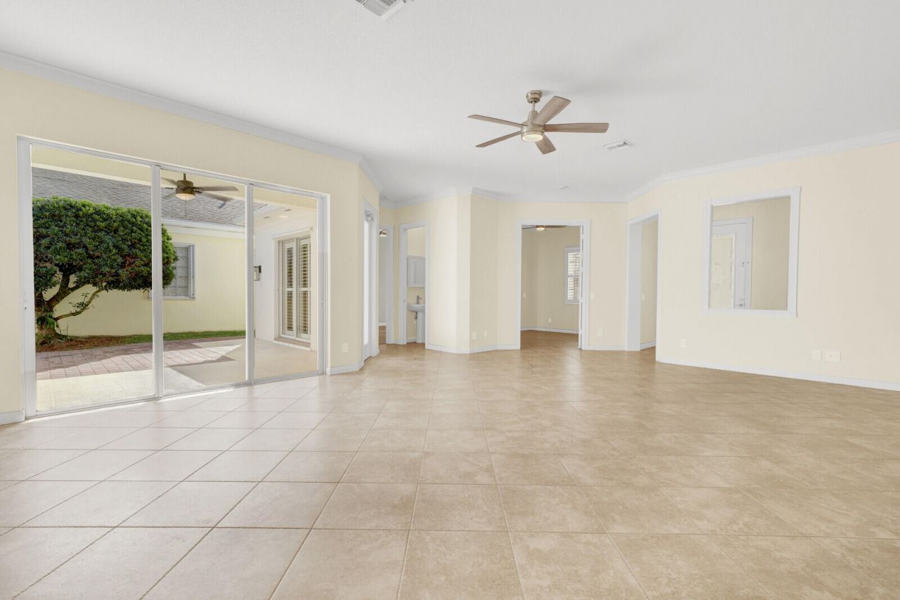 113 Honeysuckle Drive, Jupiter, FL 33458 Photo
