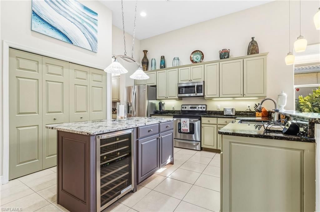 28100 L Burton Fletcher Ct, Bonita Springs, FL 34135 Photo