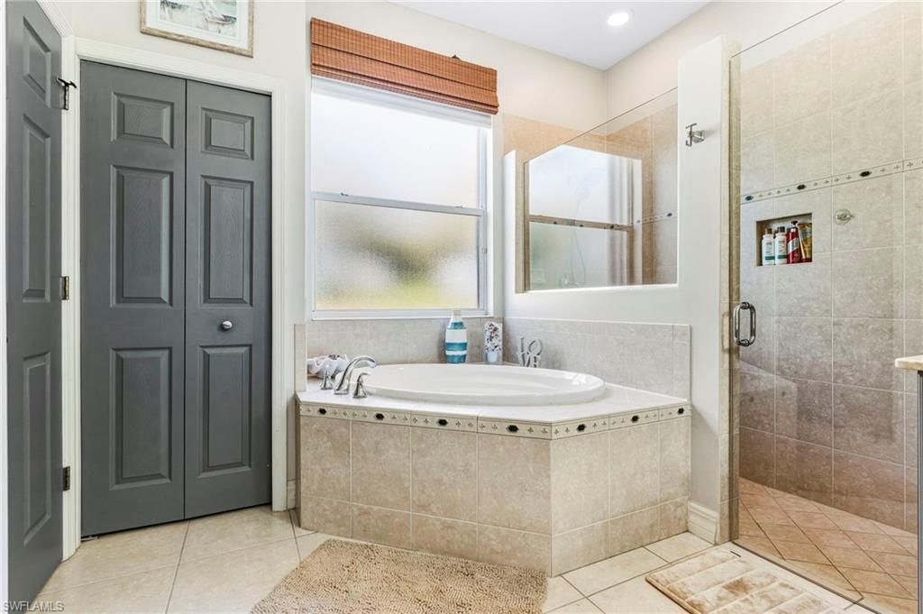 28100 L Burton Fletcher Ct, Bonita Springs, FL 34135 Photo