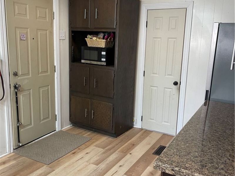 285 S Crawford Street, Millersburg, OH 44654 Photo 17