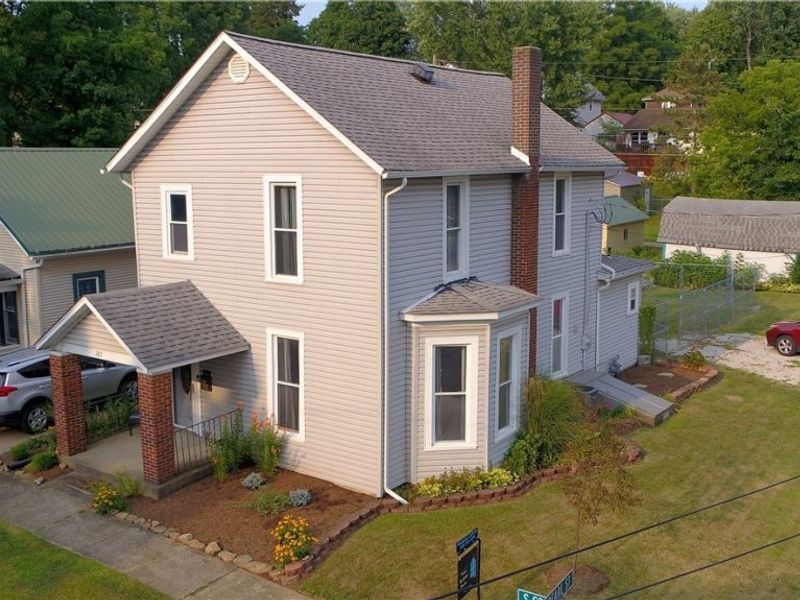 285 S Crawford Street, Millersburg, OH 44654 Photo 2