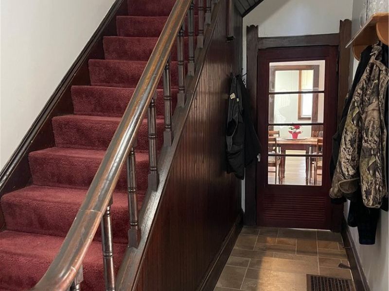 285 S Crawford Street, Millersburg, OH 44654 Photo 8