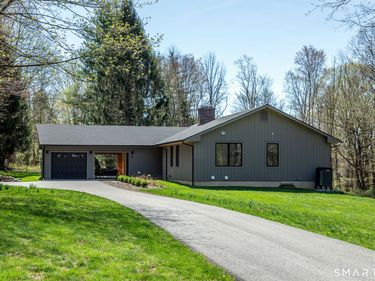 45 Chalybes, Roxbury, CT 06783