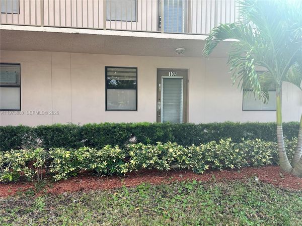 10434 Sunrise Lakes Blvd , Unit 102, Sunrise, FL 33322