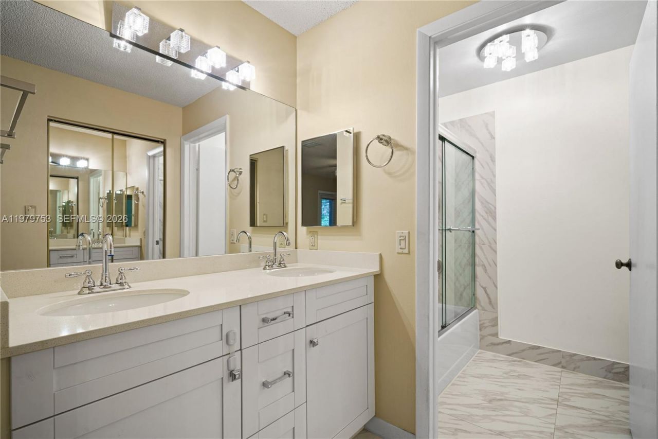 13931 SW 91st Ter , Unit 13931, Miami, FL 33186 Photo