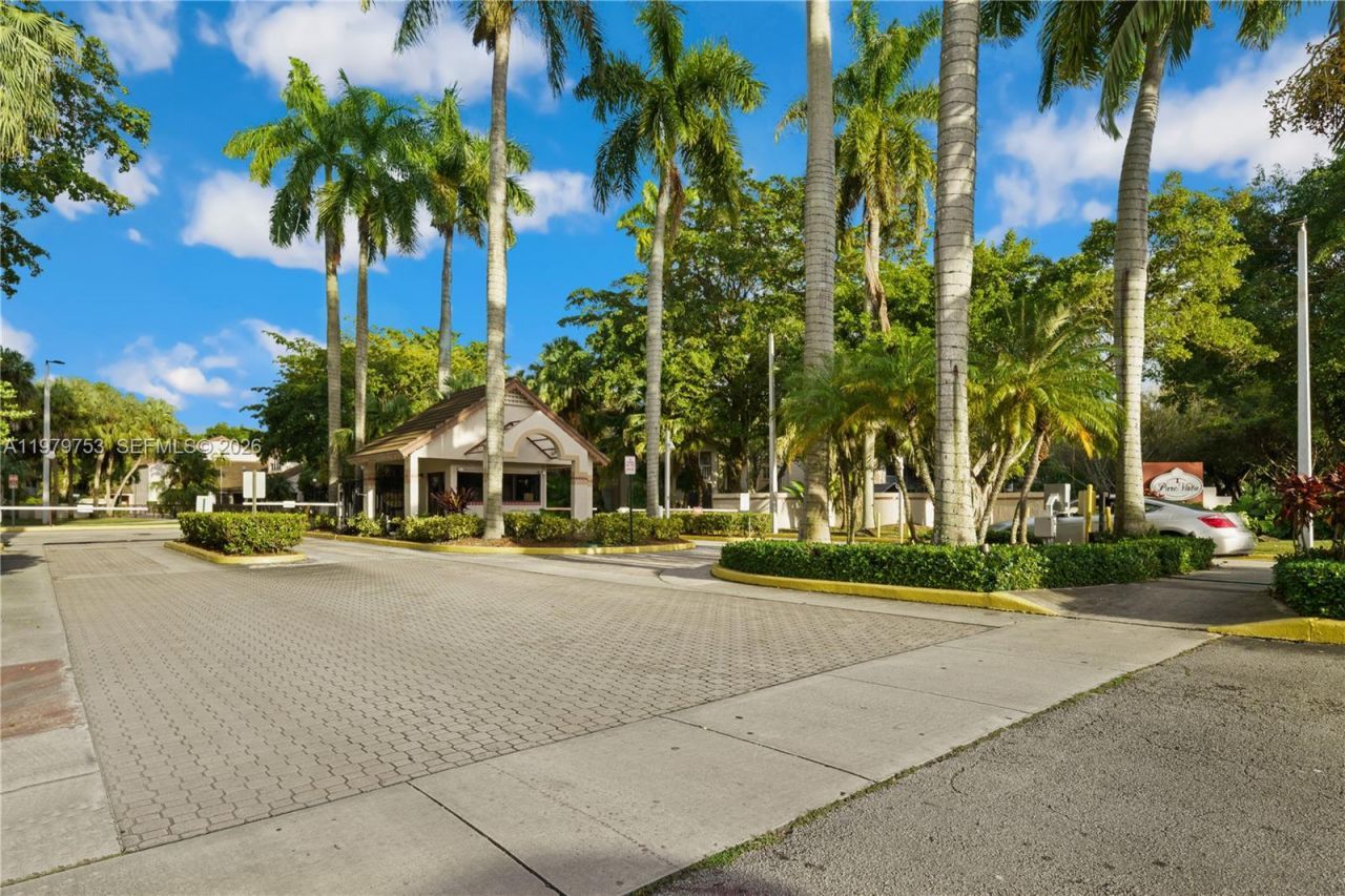 13931 SW 91st Ter , Unit 13931, Miami, FL 33186 Photo