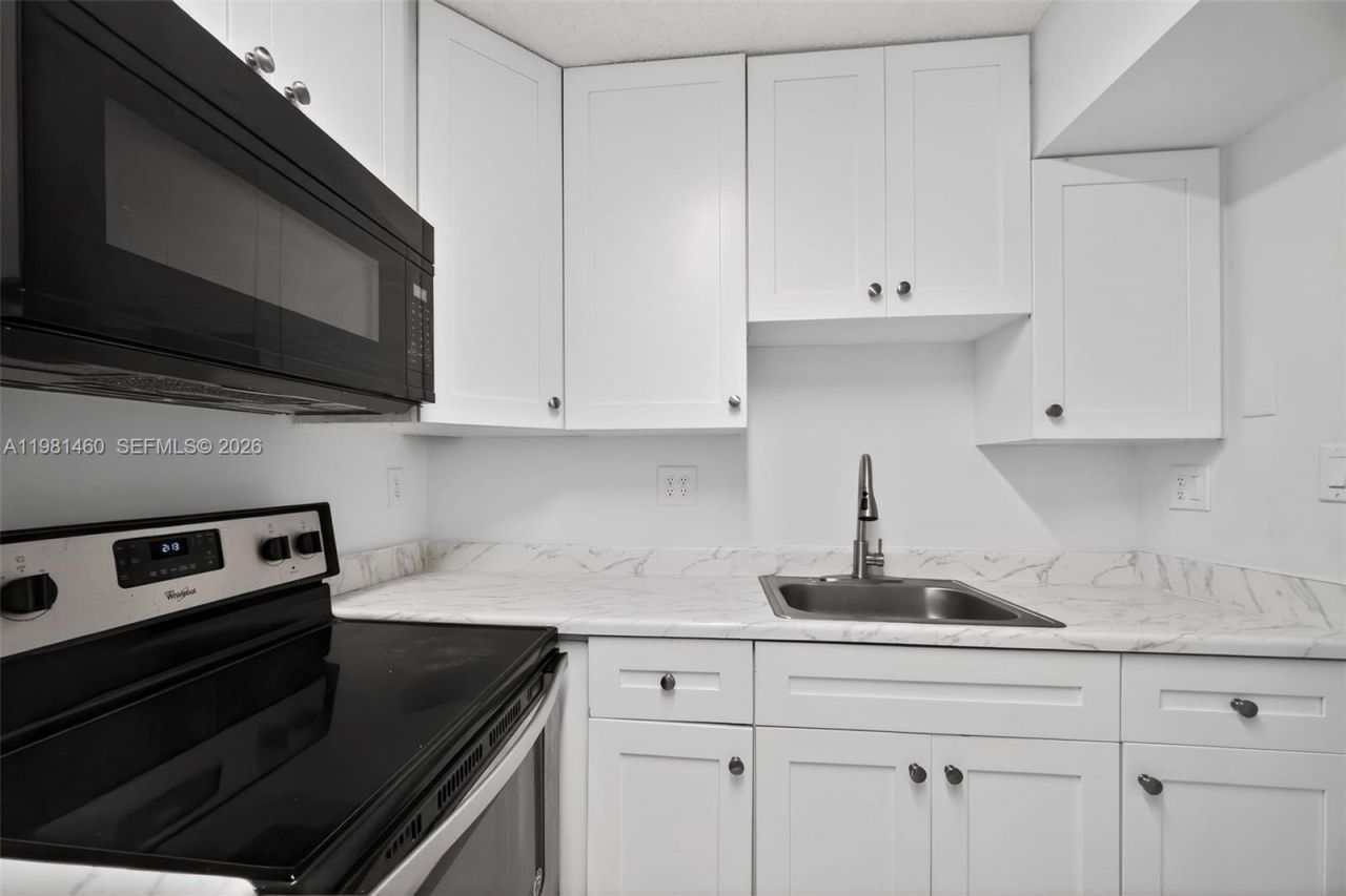 9436 SW 140th Ct, Unit 9436, Miami, FL 33186 Photo