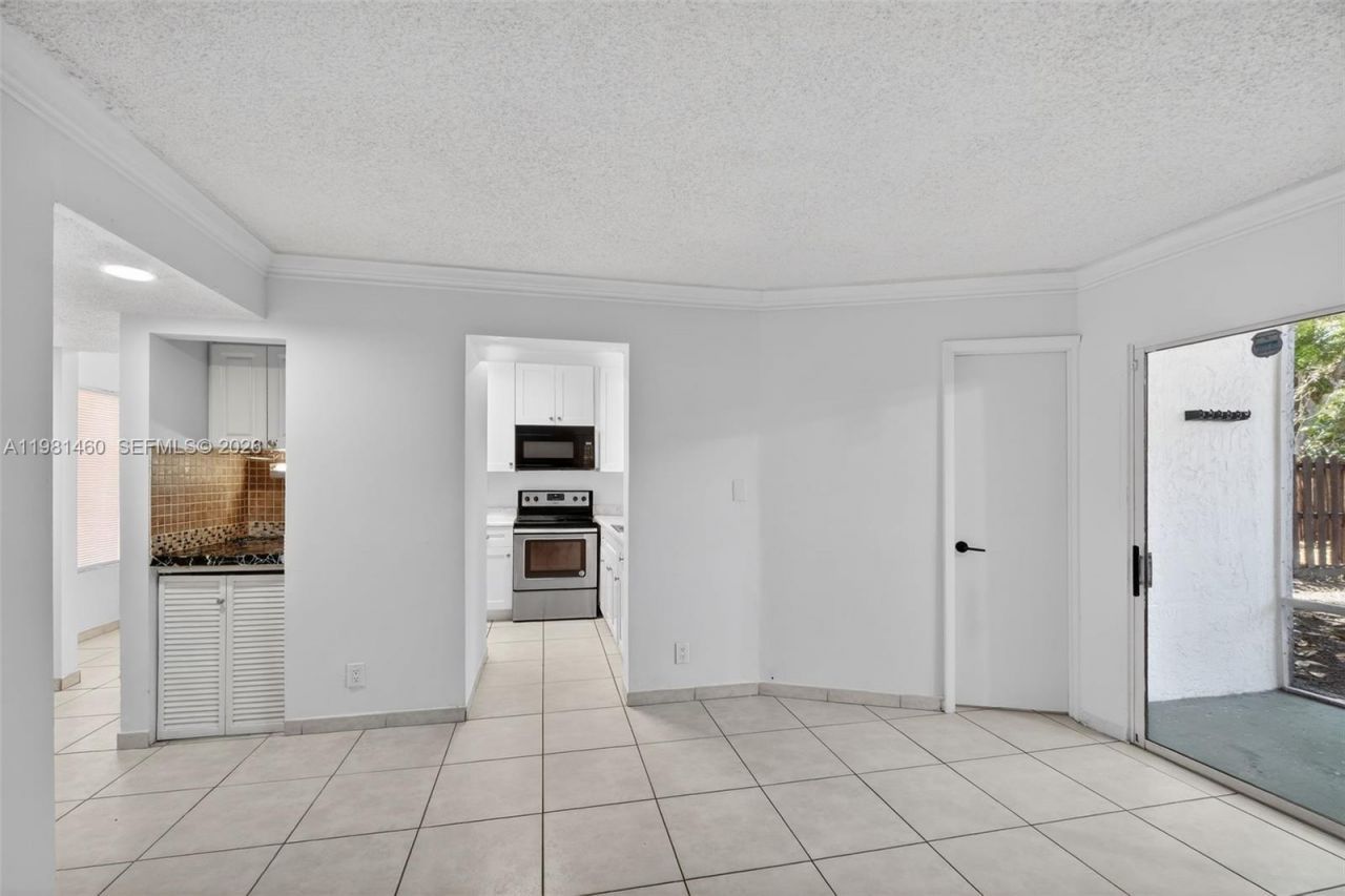 9436 SW 140th Ct, Unit 9436, Miami, FL 33186 Photo