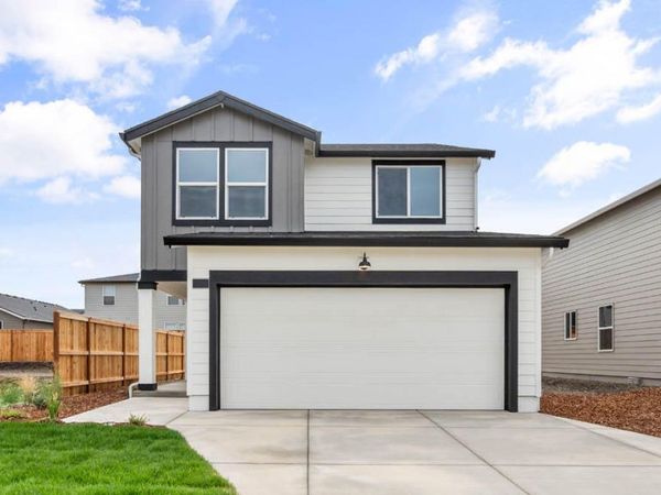 222 Darlington Street, Medford, OR 97501