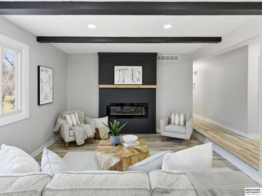 21416 Shamrock Circle, Omaha, NE 68022