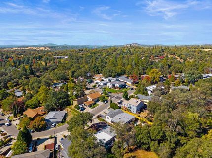 2705 Woodridge Ct, Placerville, CA 95667 Photo