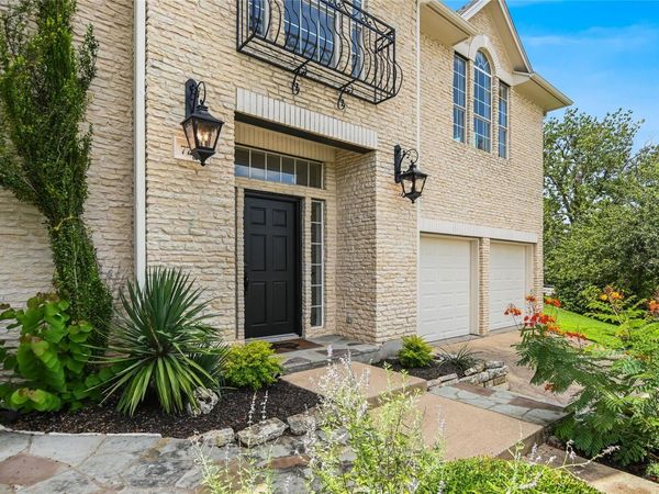 7716 Lakewood DR, Austin, TX 78750