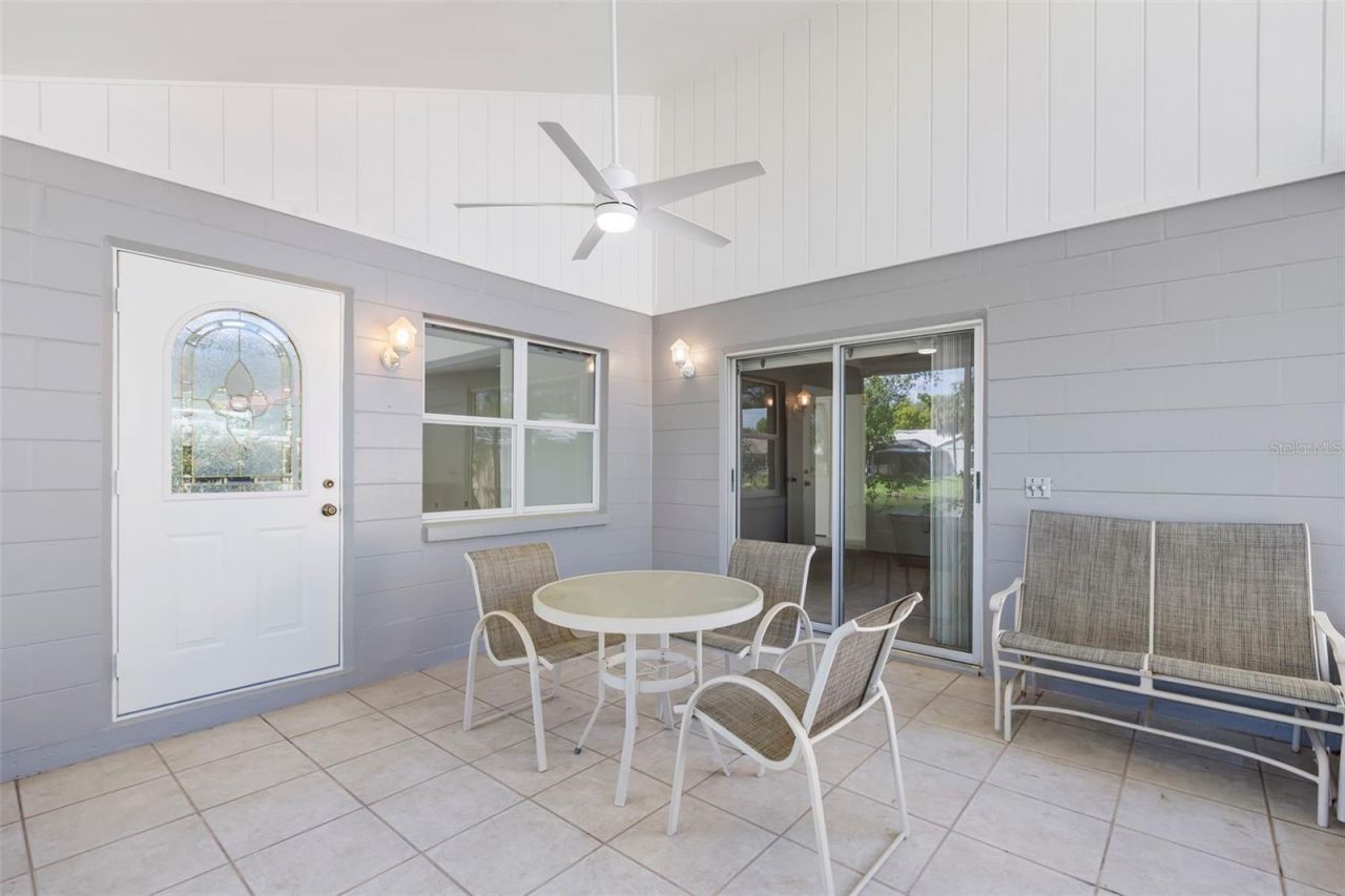 523 Padua Circle Ne, Saint Petersburg, FL 33703 Photo