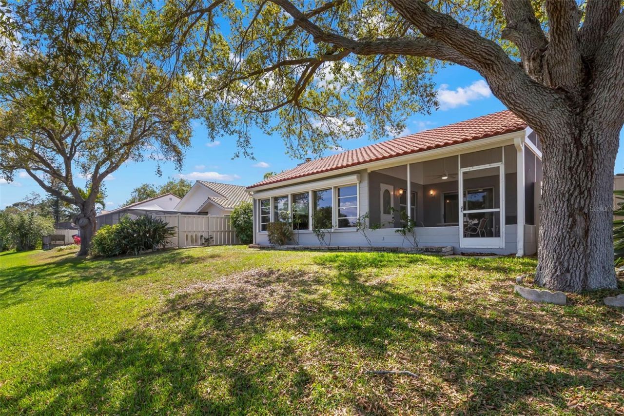 523 Padua Circle Ne, Saint Petersburg, FL 33703 Photo