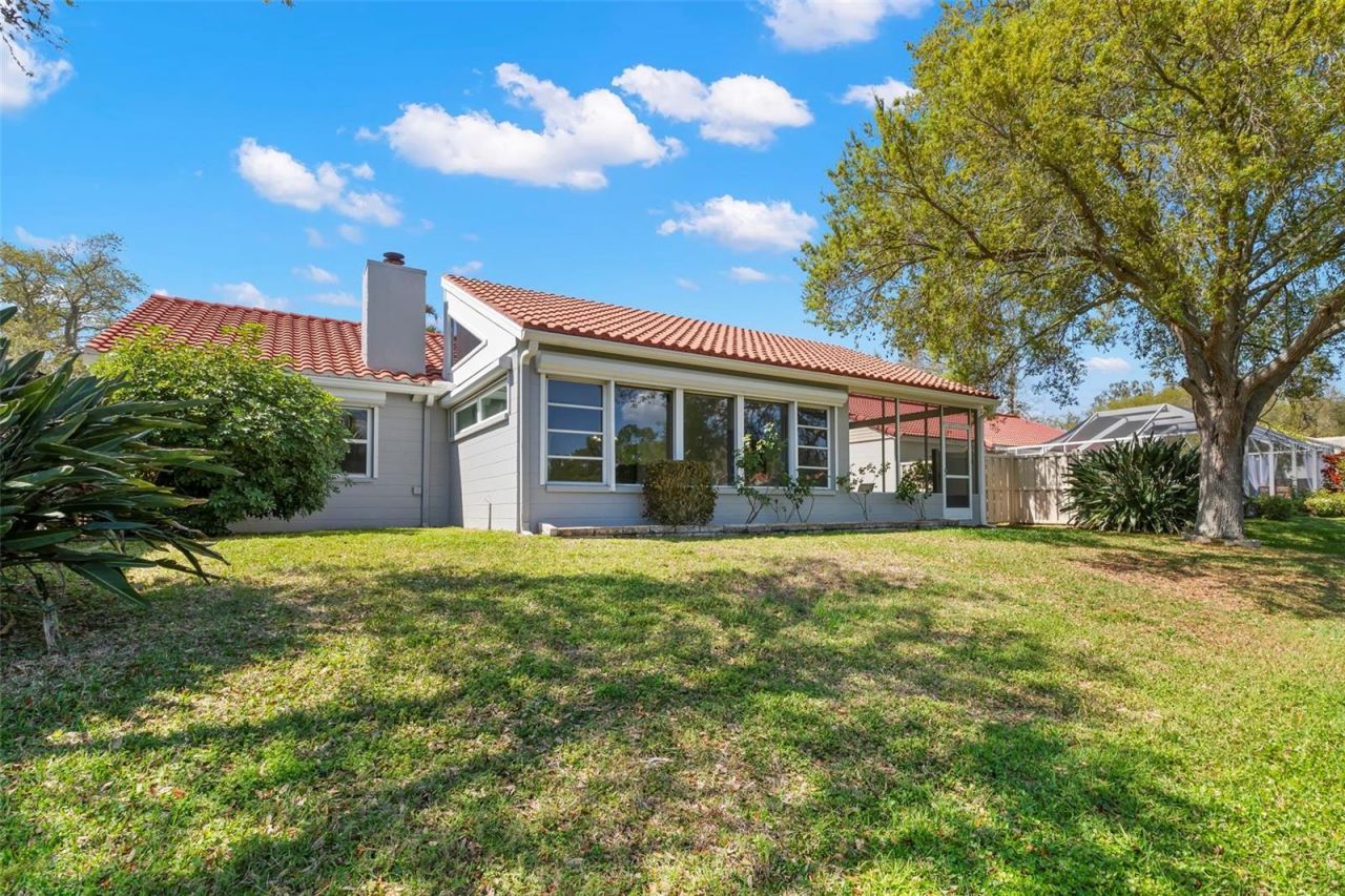 523 Padua Circle Ne, Saint Petersburg, FL 33703 Photo