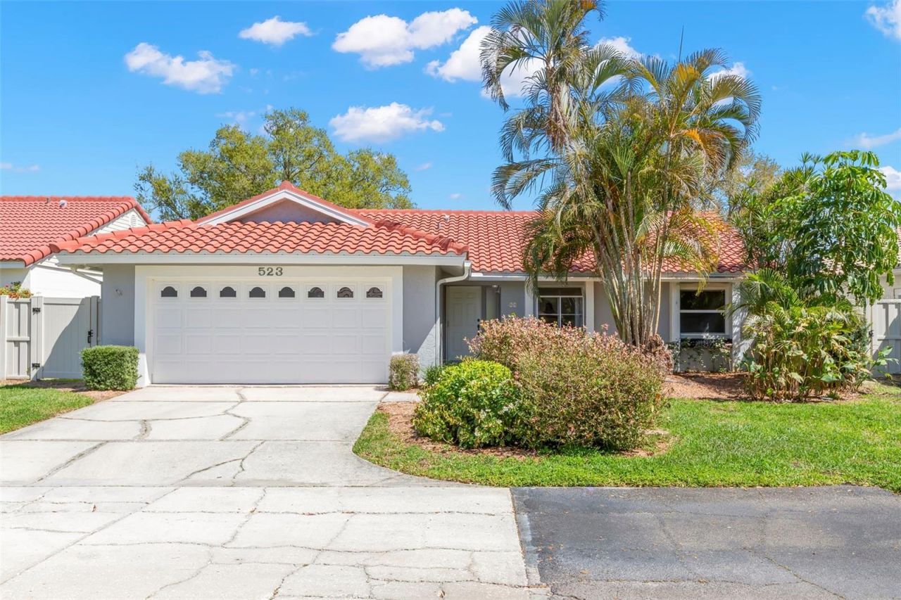 523 Padua Circle Ne, Saint Petersburg, FL 33703 Photo