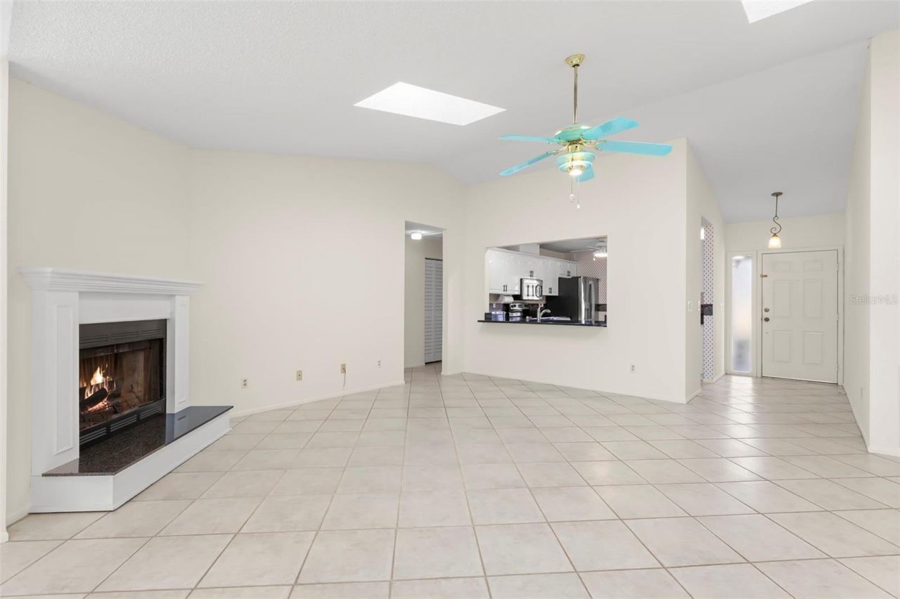 523 Padua Circle Ne, Saint Petersburg, FL 33703 Photo