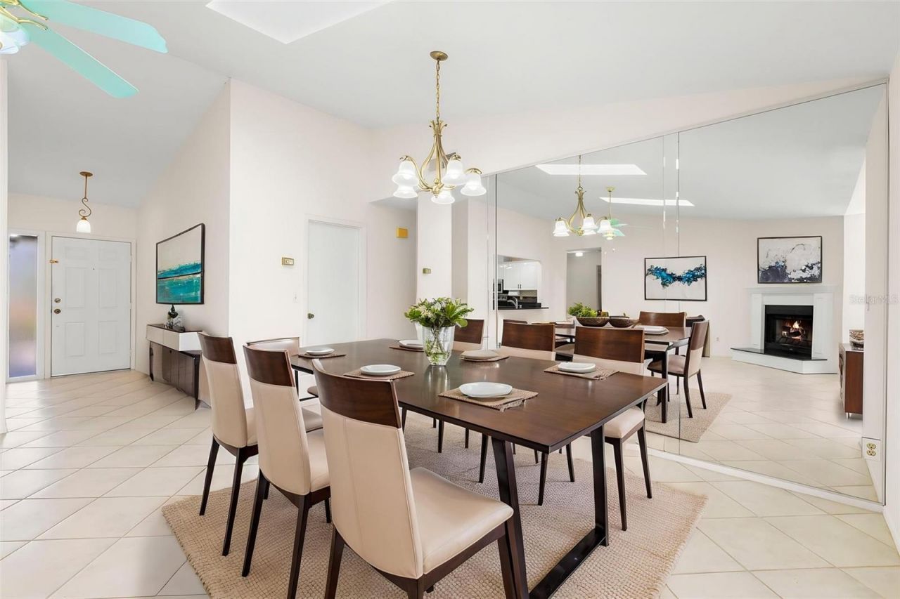 523 Padua Circle Ne, Saint Petersburg, FL 33703 Photo