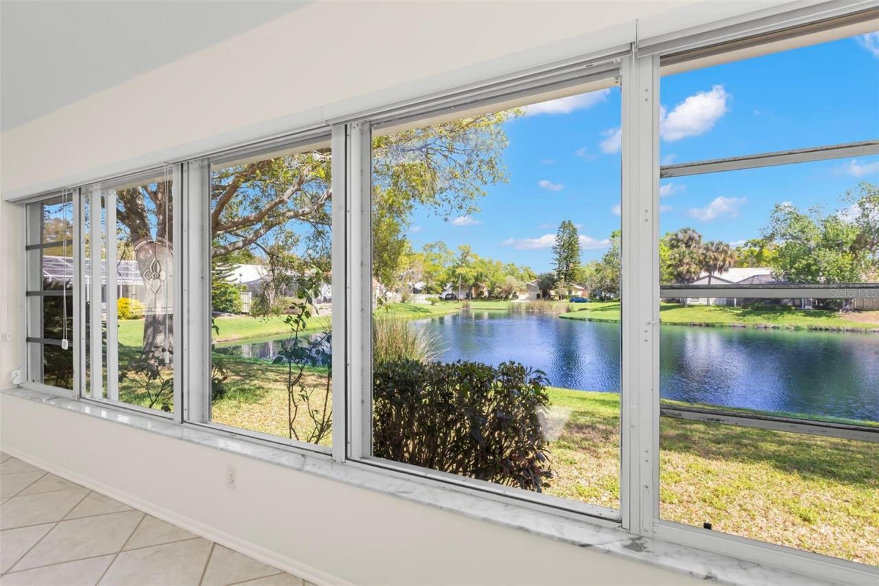 523 Padua Circle Ne, Saint Petersburg, FL 33703 Photo