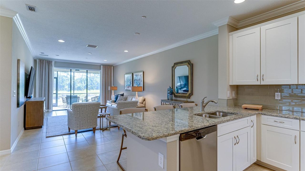 13816 Messina Loop, Unit 101, Bradenton, FL 34211 Photo