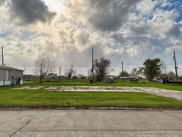 2682 Express Boulevard, Houma, LA 70363