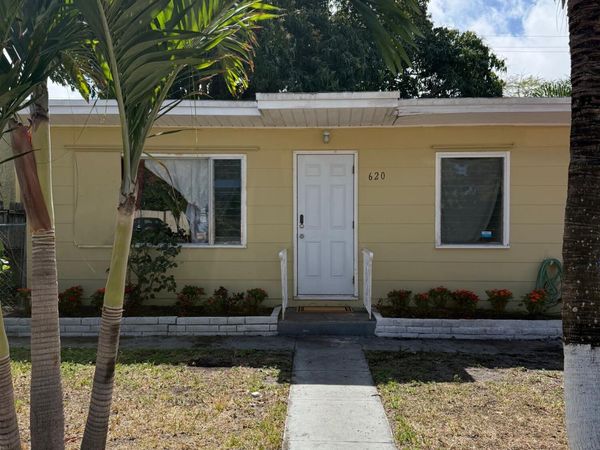 620 51st Street, Unit 620, West Palm Beach, FL 33407