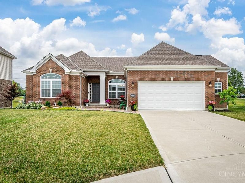 9302 W Meadow Drive, West Chester, OH 45069 Photo 1