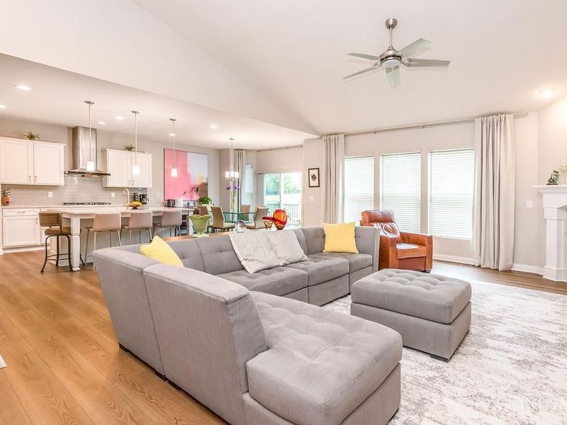 9302 W Meadow Drive, West Chester, OH 45069 Photo 13