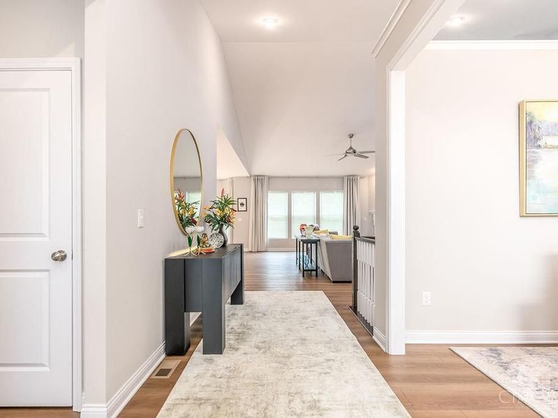 9302 W Meadow Drive, West Chester, OH 45069 Photo 3