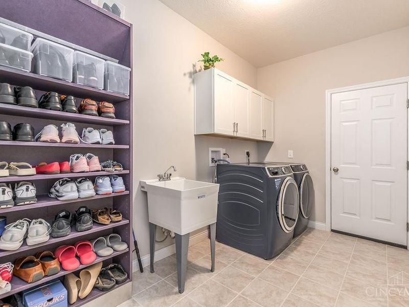 9302 W Meadow Drive, West Chester, OH 45069 Photo 32