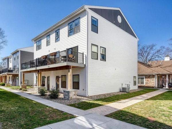 125 HIGH POINTE DRIVE, HUMMELSTOWN, PA 17036