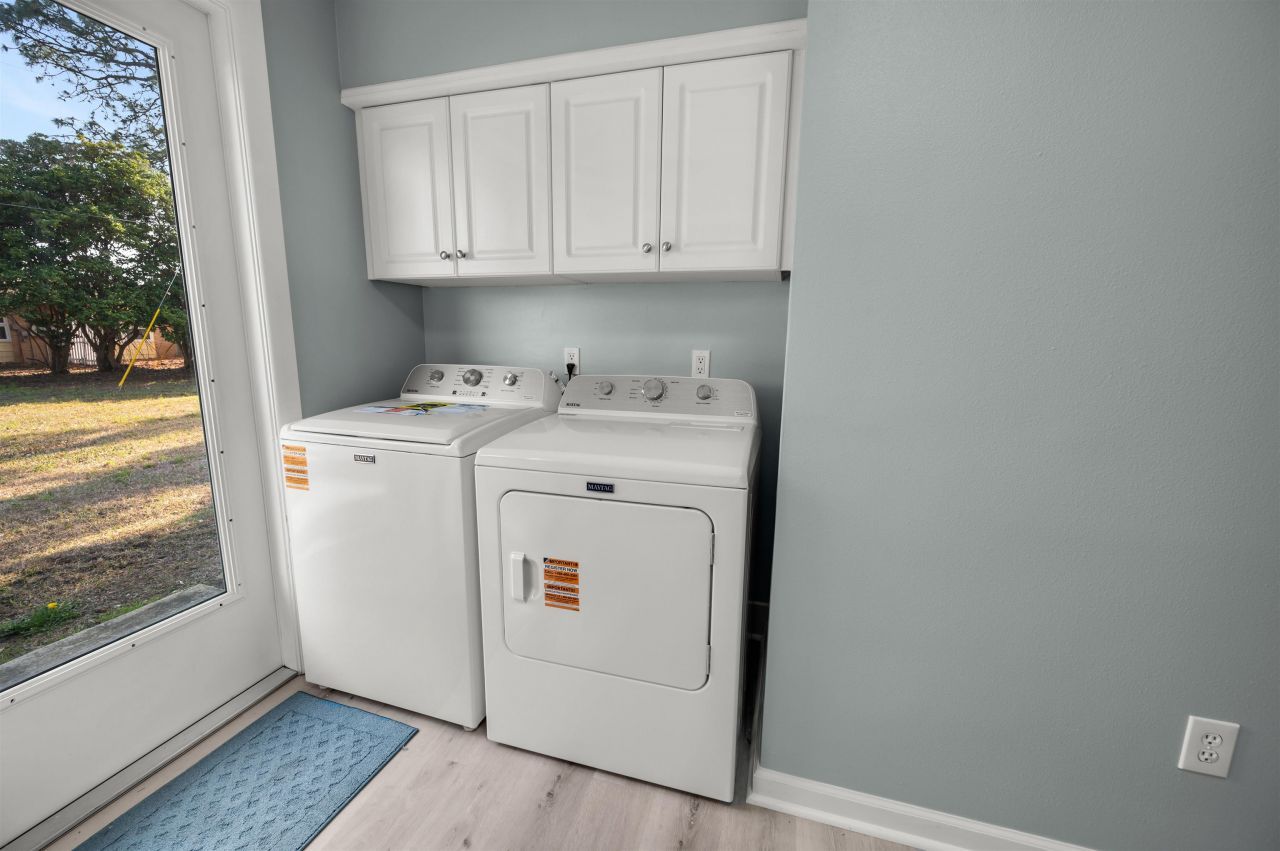 3772 Tea Rose St. Photo 15