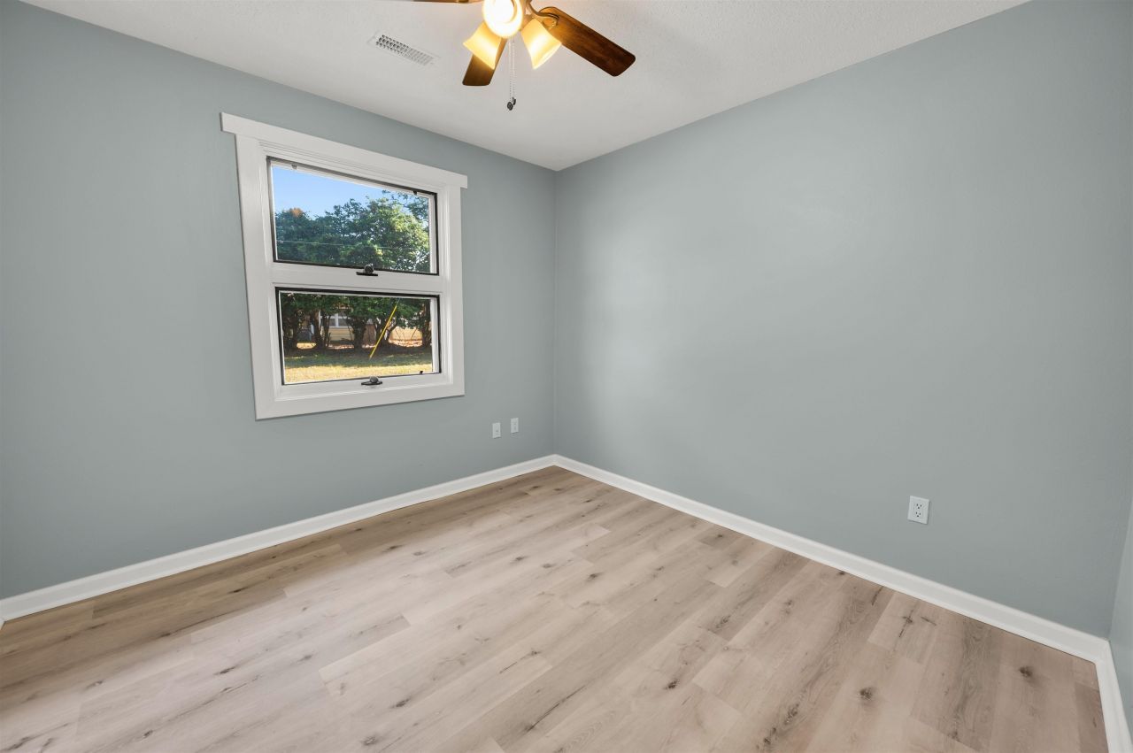 3772 Tea Rose St. Photo 17