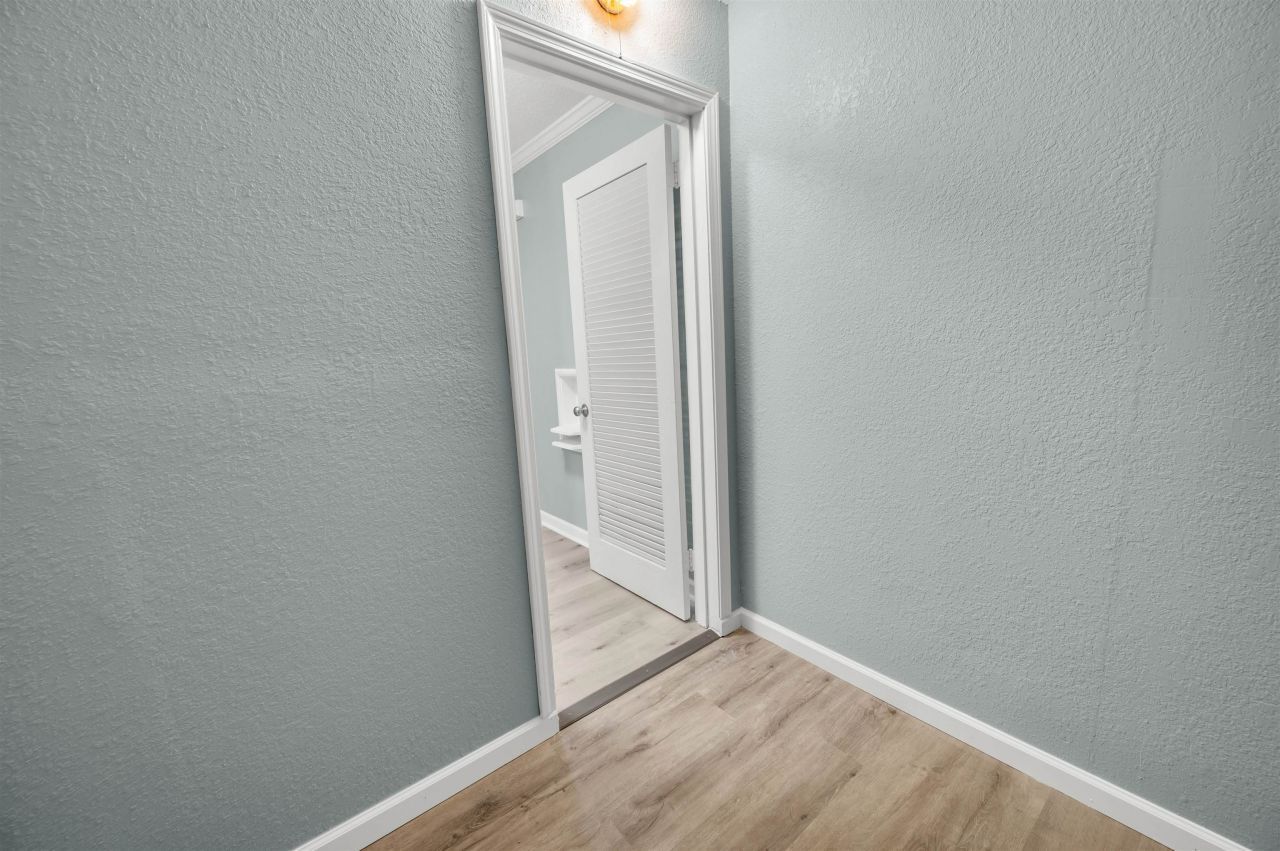 3772 Tea Rose St. Photo 5