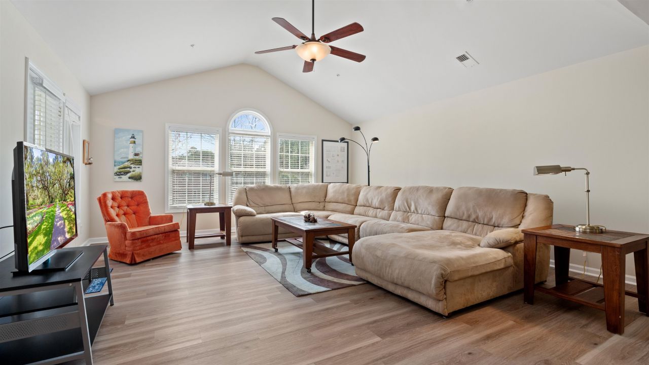 115 Veranda Way Photo 7