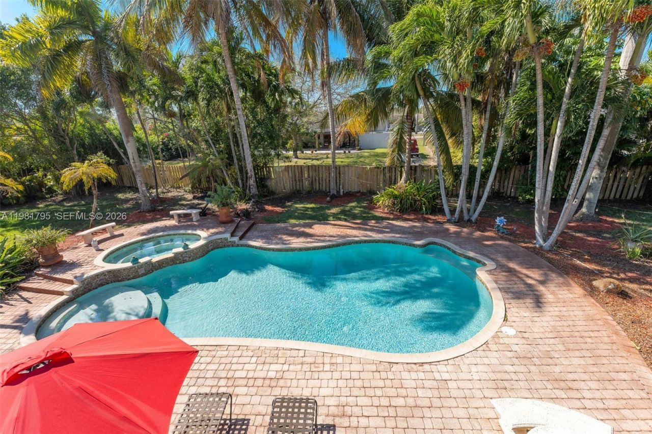 16564 SW 153rd Ct , Miami, FL 33187 Photo