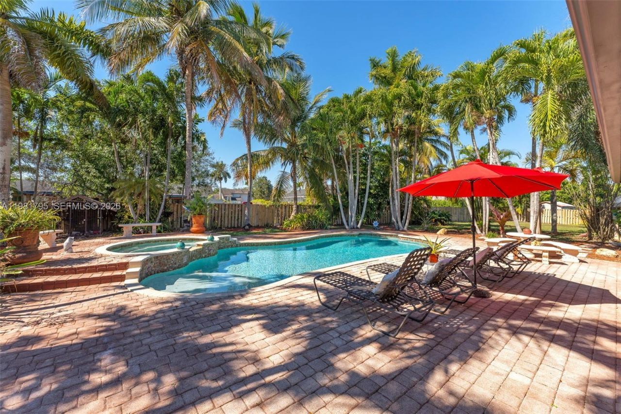 16564 SW 153rd Ct , Miami, FL 33187 Photo