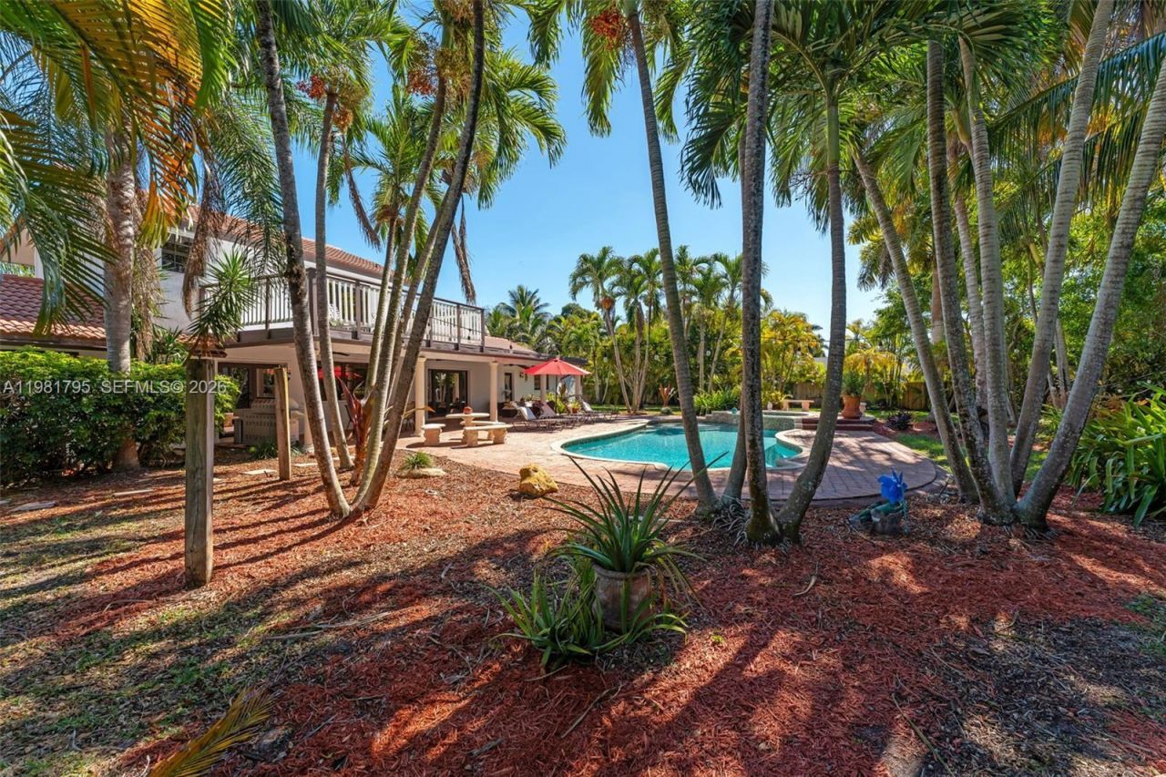 16564 SW 153rd Ct , Miami, FL 33187 Photo