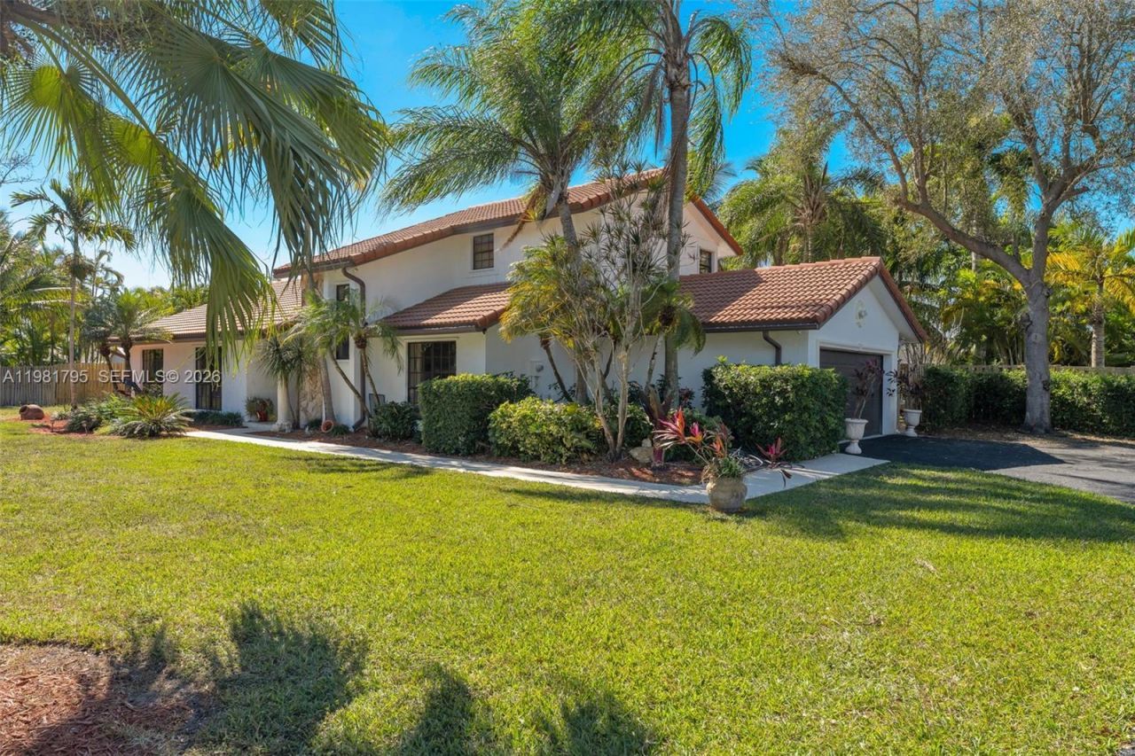 16564 SW 153rd Ct , Miami, FL 33187 Photo